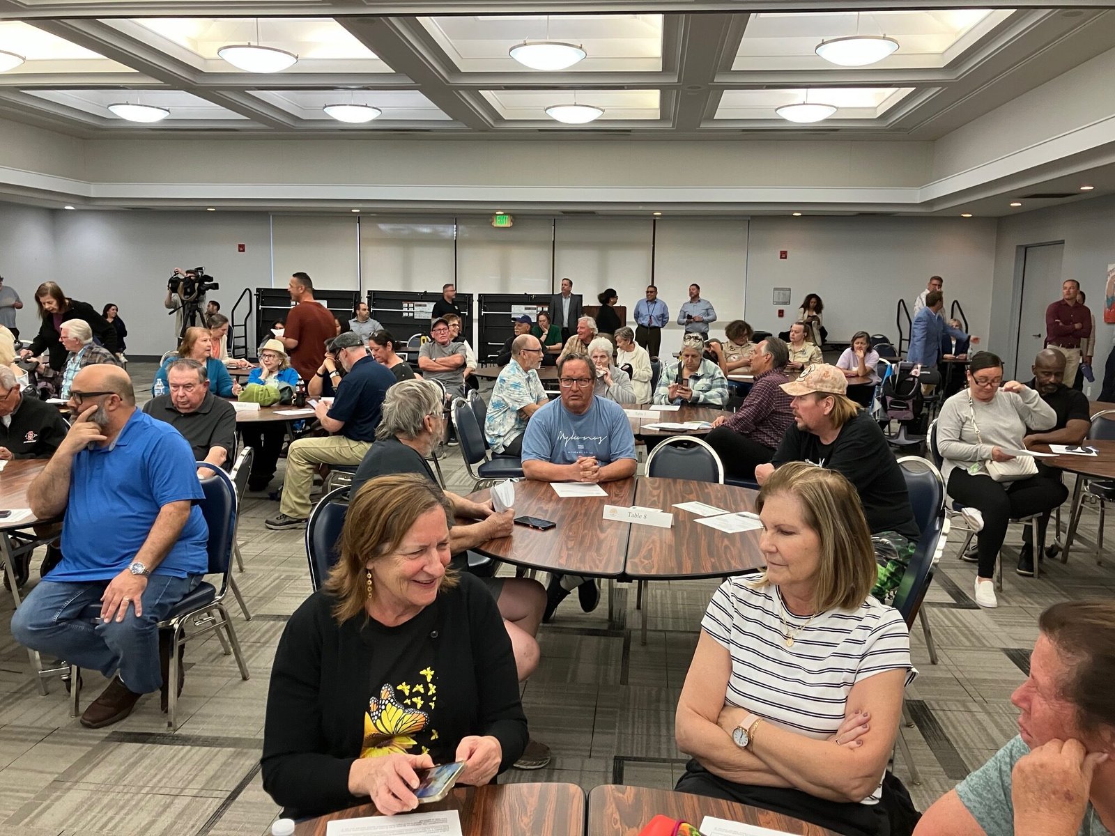Large crowd at El Cajon Traffic Town Hall focuses on enforcement challenges
